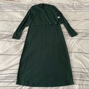 NWOT Old Navy green ribbed nursing dress